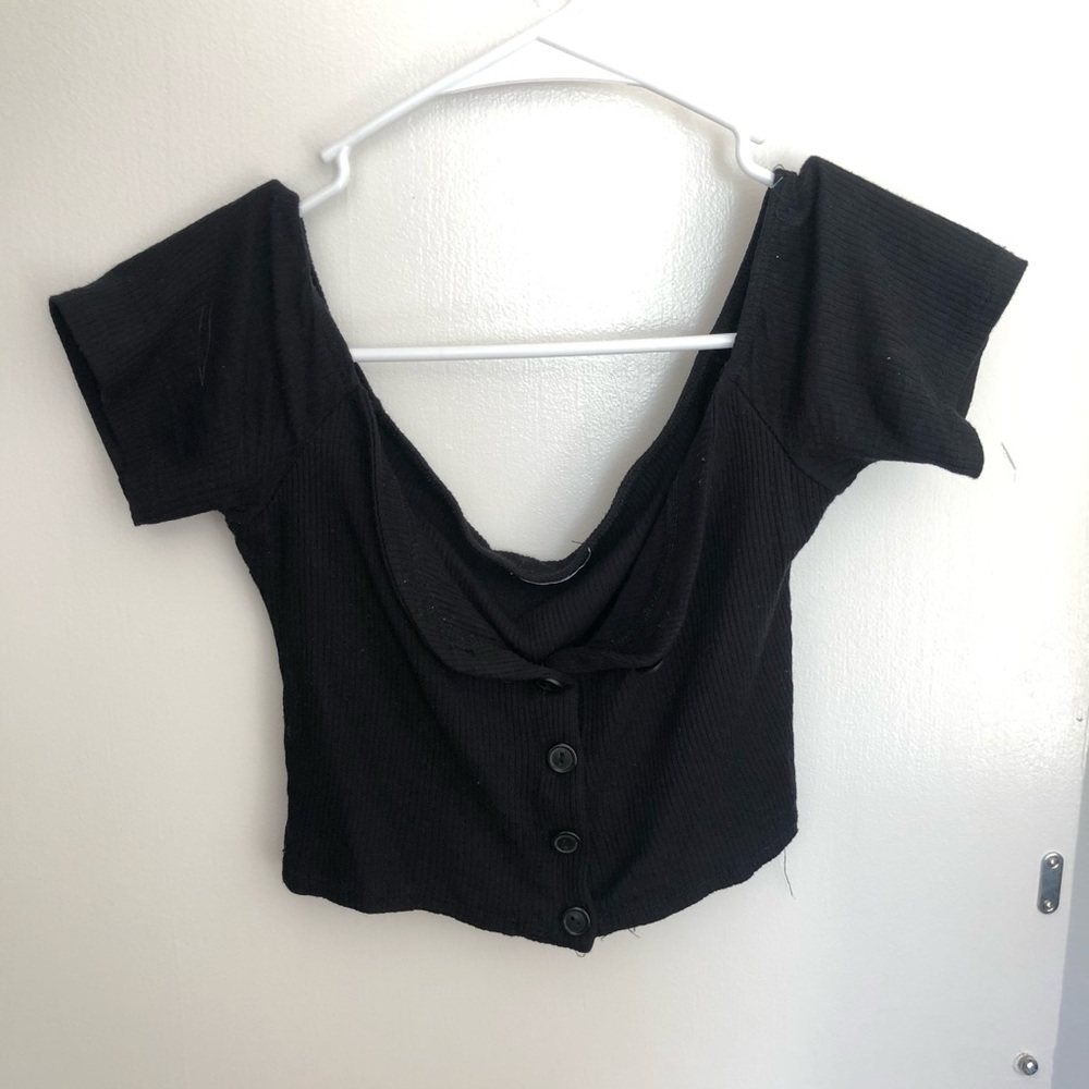 Black crop top